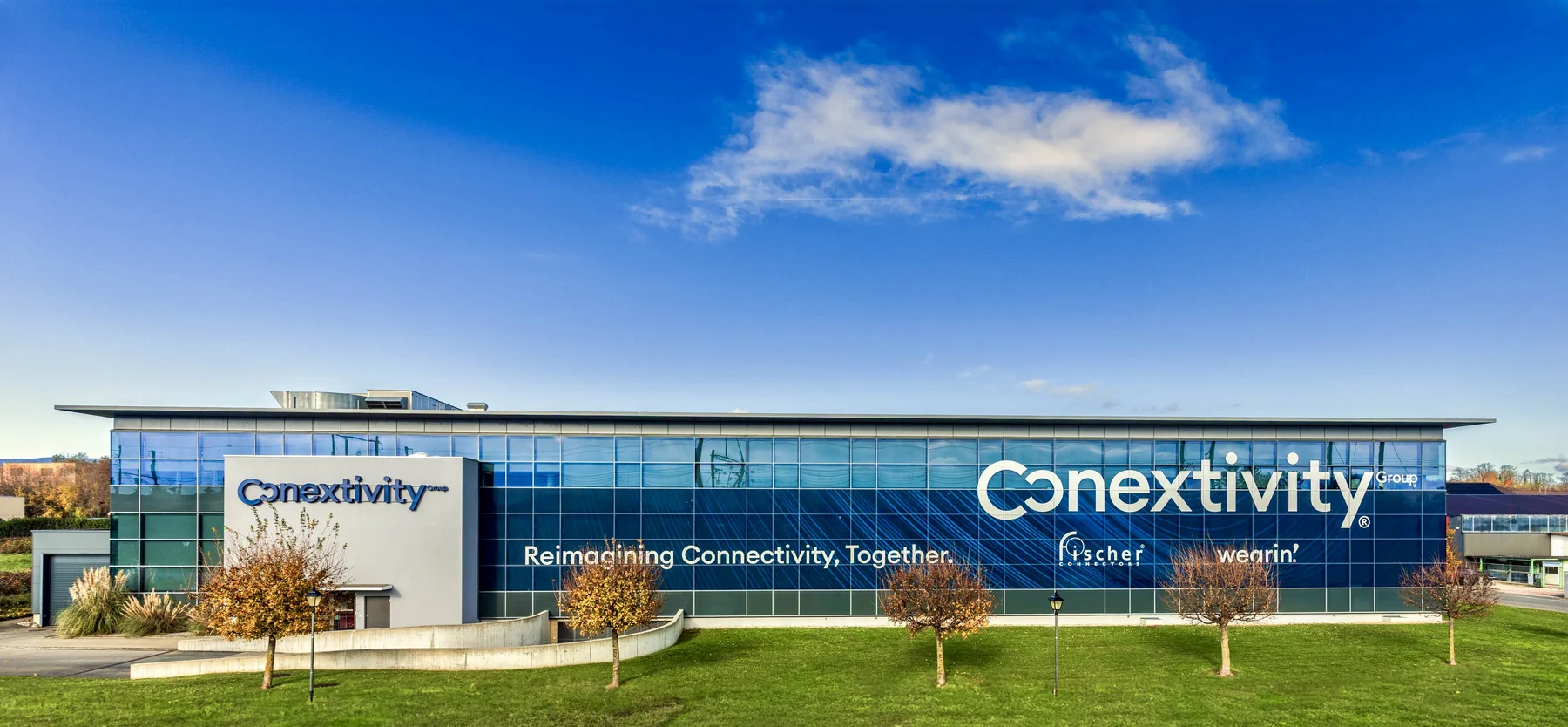 Façade panoramique du site Conextivity en Suisse romande